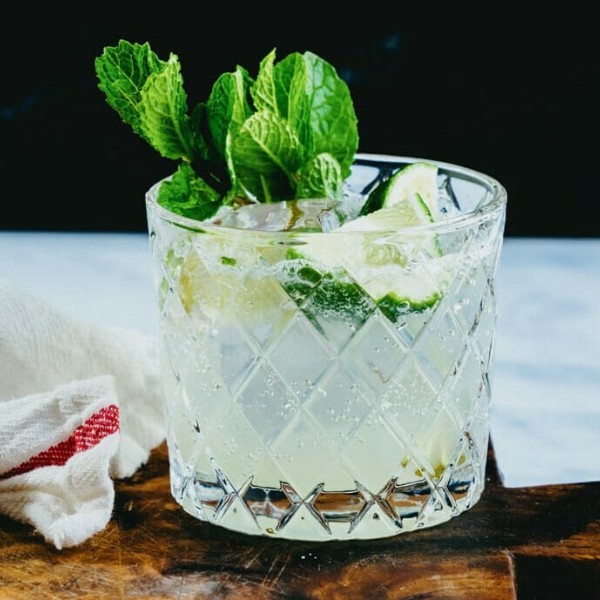 Mocktail Mojito - 1 trong các loại mocktail đơn giản nhất